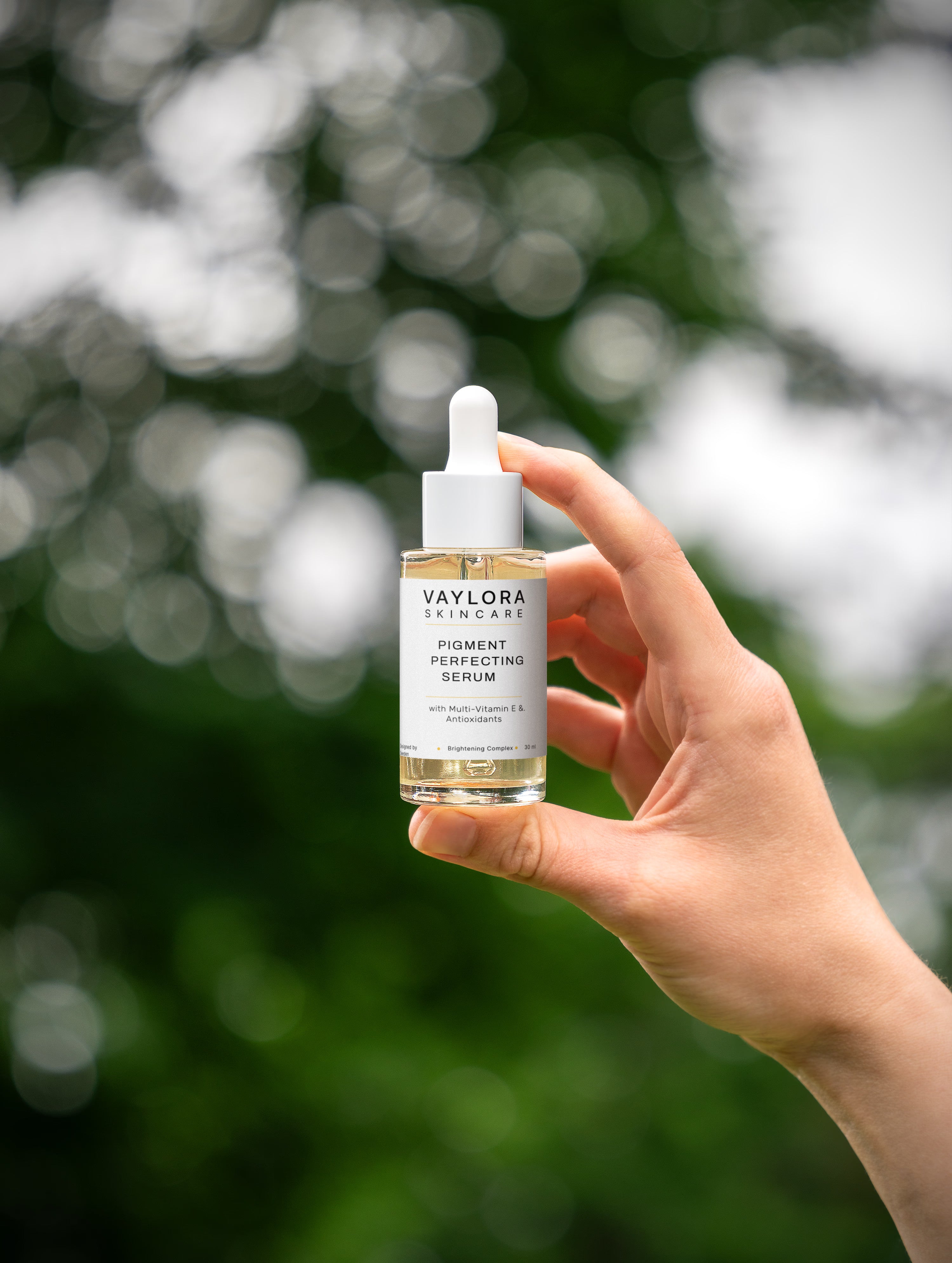 Vaylora Skincare Pigment Perfecting Serum Brightening & Hydrating Facial Serum